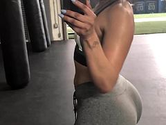 Maliah - Picture seeing this ass in the gym