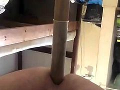 Enfiando o pau no cu