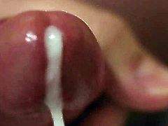 Slowmotion Ejaculation