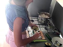 delicious ass sushi making