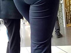 Nice woman's ass in pants