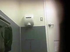 teens pissing wc