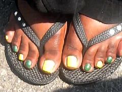 MILF Ebony Yellow & Green Toes