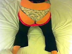 Crossdresser twerk in leggings