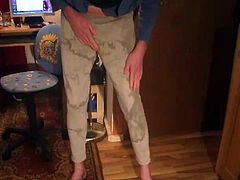 Gemeinsam wixen in versiffter Hose