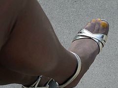 Outdoor Yellow Toes Shiny Pantyhose and High Heels