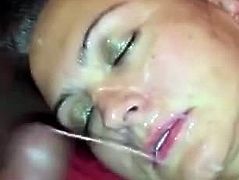 This cougar does not like to cum on her face