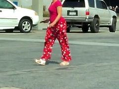 Big ghetto booty girl in pajamas