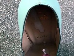 Cumming in her Louboutins