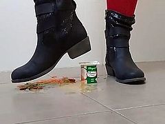 New boot crush food and make them little messy