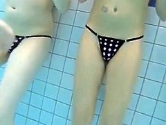 Laura girlfriend  Berlin Girl 18-19 year blowjob in the pool