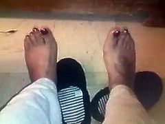 Wide ebony feet