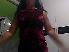 Crazy Dinha purple dress singing karaoke