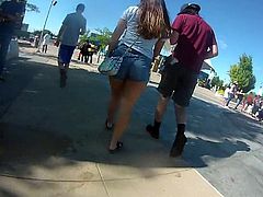 You want this tight pawg booty walkin I did