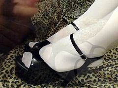 Crossdresser Cumshot on Black Heels & White Stockings