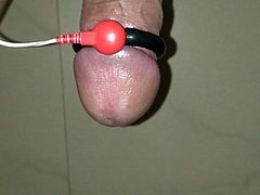 Chopsticks inserted into the urethra and electric shock