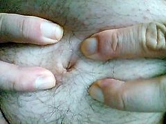 Kocalos - Fingering my bellybutton