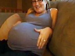 Pregnant solo 045