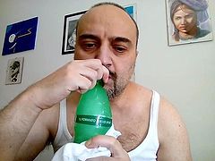 Kocalos - Frozen bottle blowjob