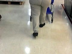 phatass bbw walking (slo-mo)