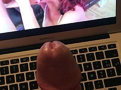 Branlette sur xhamster