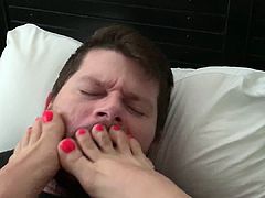 Learning fast how to give me those sexy feet!
