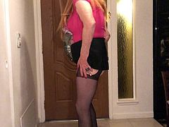 Crossdresser Nasty Dancing