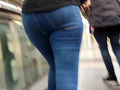 Big ass in jeans on stairs