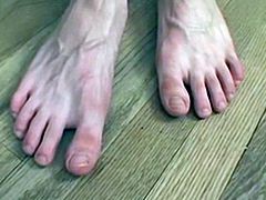 Twinkie teases with his feet while jerking it solo