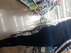 Jiggly Booty Pawg In Leggings at Walmart