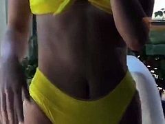Kendall J enner Yellow Bikini