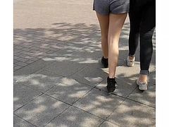 Teen ass - Zipped Skirt