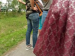This hot teen is walking around the street in this amazing tight jeans showing her perfect round booty in candid footage
