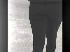 Check Out Sexy Candid Bi-Racial Tushie