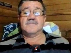 ecuadorian grandpa wank his cock