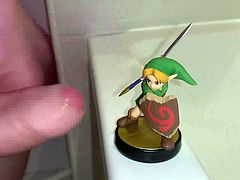 Hotglue: Young Link amiibo