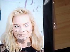 Margot Robbie gets huge load of cum on her tits