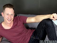 Kingsley Rippon loves showing everyone how cool and handsome he is... before taking his cock for masturbation!
