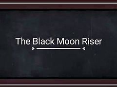 Robin Ales Black Moon rising