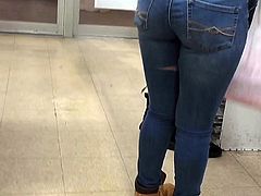 Ebony teen with bubble booty in blue jeans teasing VPL