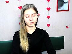 Blonde Ukrainain masturbates on webcam