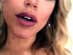 Webcam Girl Ass Fingering